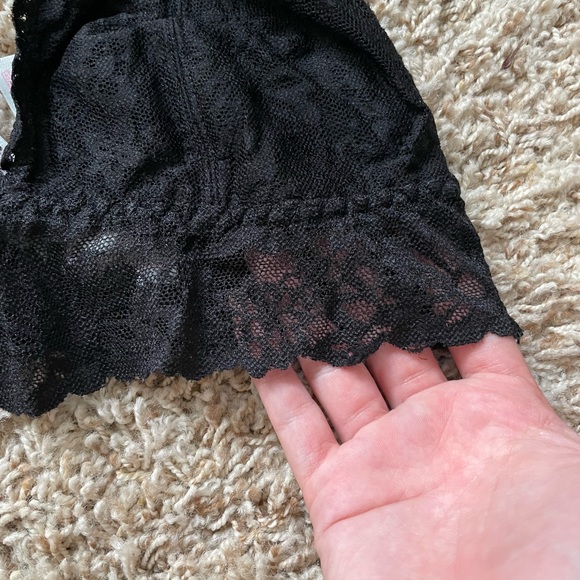 VS PINK BRALETTE - Picture 2 of 4